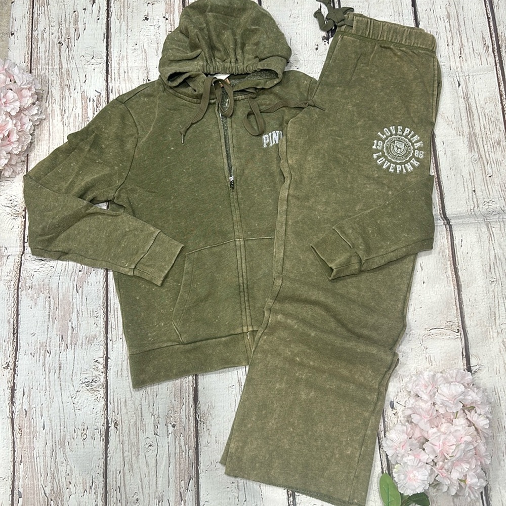 Pink By Victoria’s Secret Green Acid Wash Look Sweat Suit